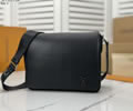 Louis Vuitton District size S men Bag LV