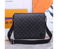 Louis Vuitton men Bag LV best quality