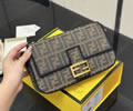FENDI Baguette Womens Bag best quality
