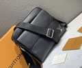 Louis Vuitton men Bag LV