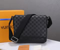 Louis Vuitton DISTRICT men Bag LV best