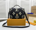 Louis Vuitton Pochette Metis Women Bag