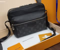 Louis Vuitton men Bag LV best quality