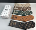 CHANEL Socks 5Piece in box
