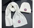 CANADA GOOSE Scarves and Cap Set
