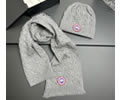 CANADA GOOSE Scarves and Cap Set