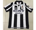 Juventus home black and white 97-98 retro soccer jersey