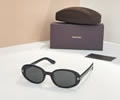TOM FORD Sunglasses MODEL TF1364 SIZE 49-21-140
