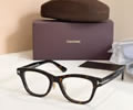 TOM FORD Sunglasses MODEL TF1353-D-B SIZE 52-19-145