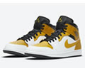 Air Jordan 1 Mid University Gold 554724-170 Lovers shoes 