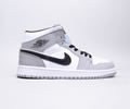 Air Jordan 1 Mid Lovers shoes