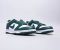 Nike Wmne SB Dunk Low Lovers shoes