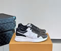Louis Vuitton LV RUN AWAY Men shoes Best quality