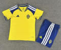 Kids Sweden Home Soccer Uniform 26 27