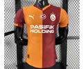 Player version 25-26 Galatasaray home soccer jersey