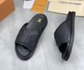 LOUIS VUITTON Men Slippers best quality