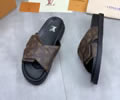 LOUIS VUITTON Men Slippers best quality