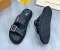 LOUIS VUITTON Men Slippers best quality